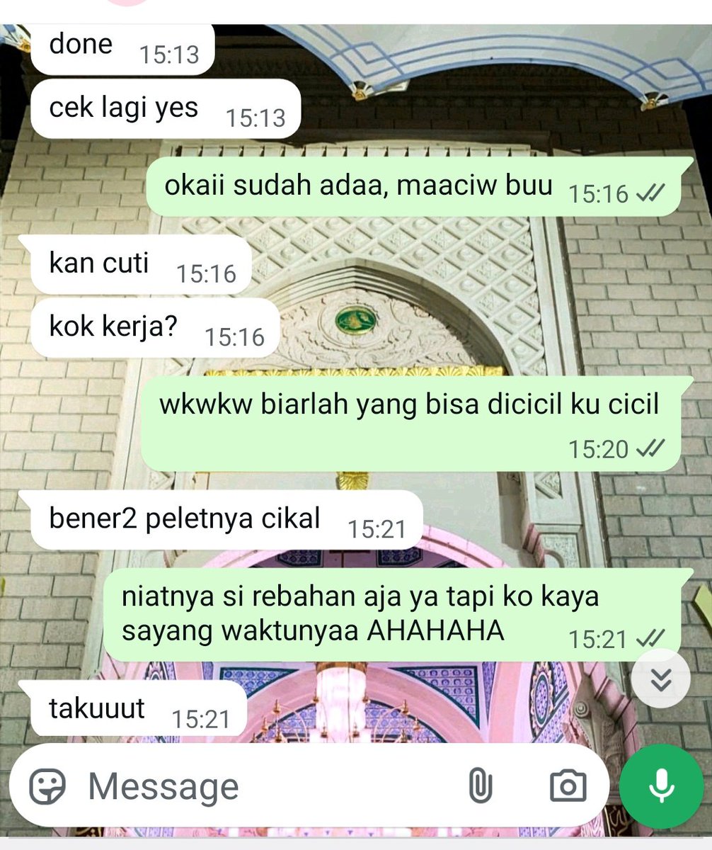 DisyaFuthi's tweet photo. Emang kalo cuti tuh jangan di rumah aja dah kudu keluar, ujung²nya buka kerjaan karena gatau mau ngapain 😭 https://t.co/GEp5QUML2n