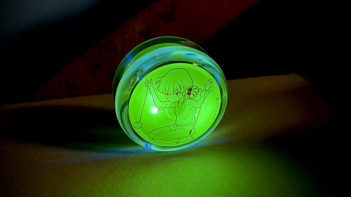 リクエストをいただいたので、ループアップ用のLEDホルダー作りました。TPU素材で作ったので柔軟に対応します。