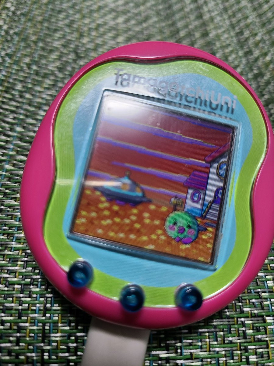 みるくっちを亡くしてから
ショックで
次のたまごっちをお迎えできずでしたが、今日また新しいたまごっちを育てる事にしました🍀
🥚🥚🥚🥚🥚🍳🥚🍳
またみるくっちに逢いたい♡