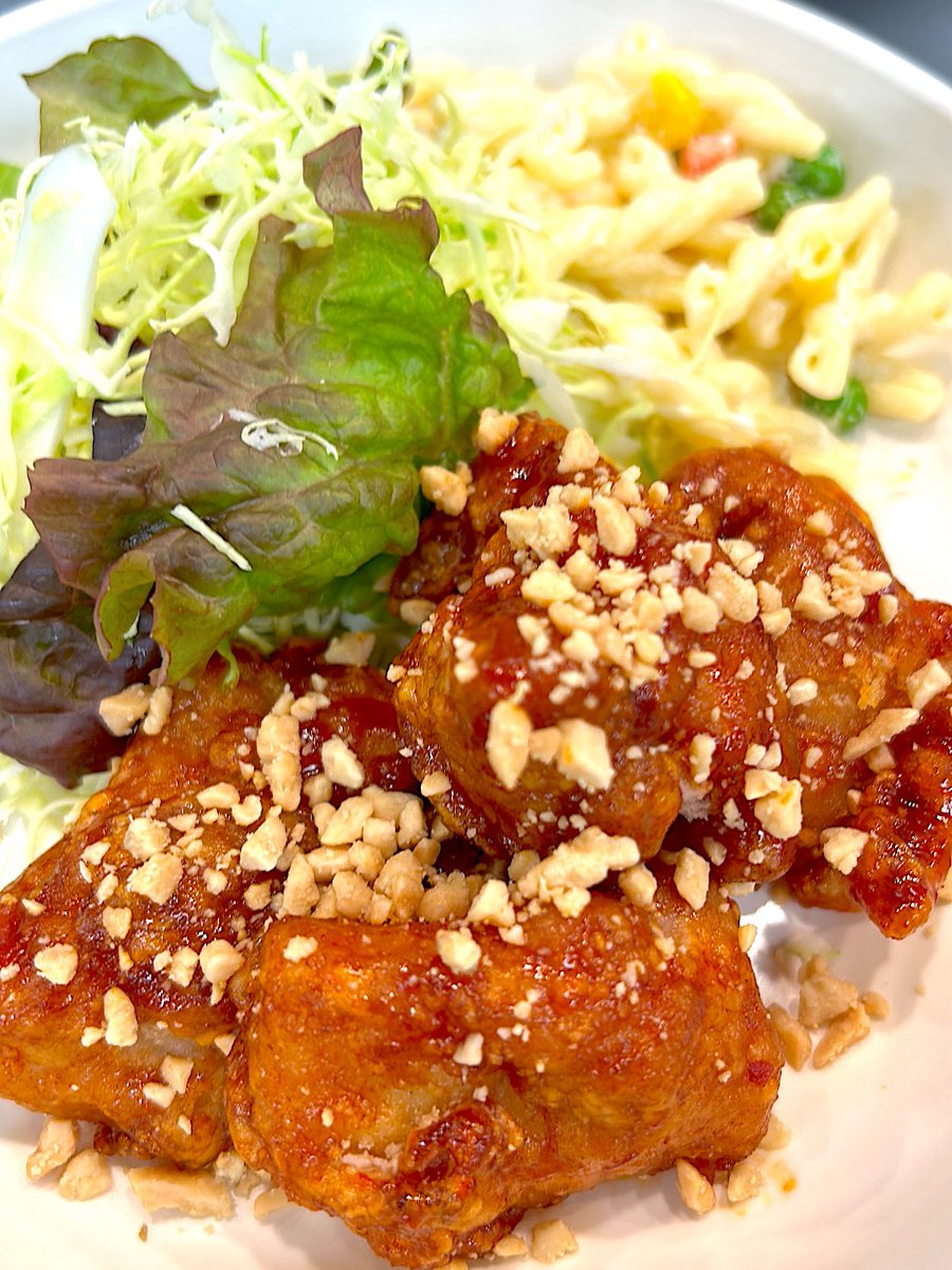 ⭐️本日の夕食⭐️ ヤンニョムチキン 豆腐と搾菜のナムル ごはん