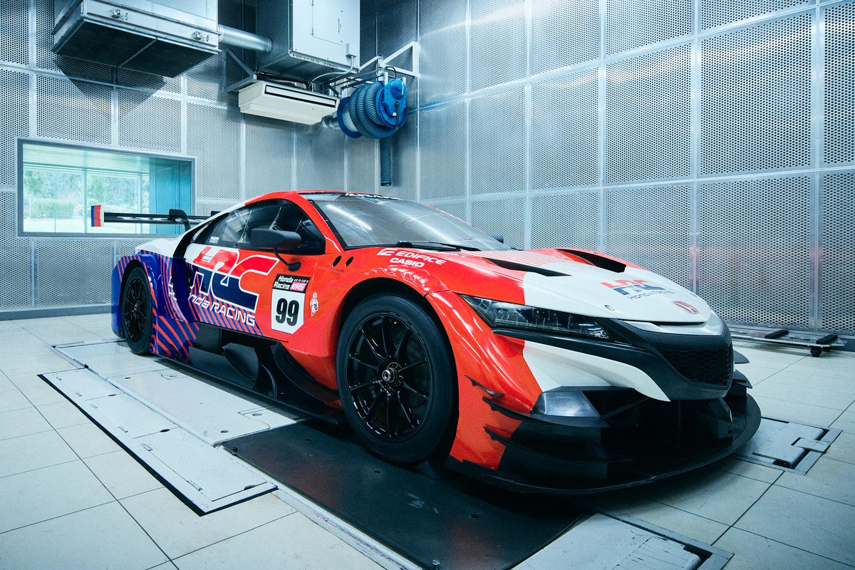 ／
F1 開幕戦 オーストラリアGP決勝レース
パブリックビューイングを3/8(日)に実施‼️
＼

当イベントで初めて
「SIM-01」＆「SIM-02」が
2台揃っての出展となります🎉🏎️

eMS関連グッズの販売も実施予定👀🛍️

観覧応募は 明日2/10(火)より受付開始✨️
この機会にぜひお越しください！