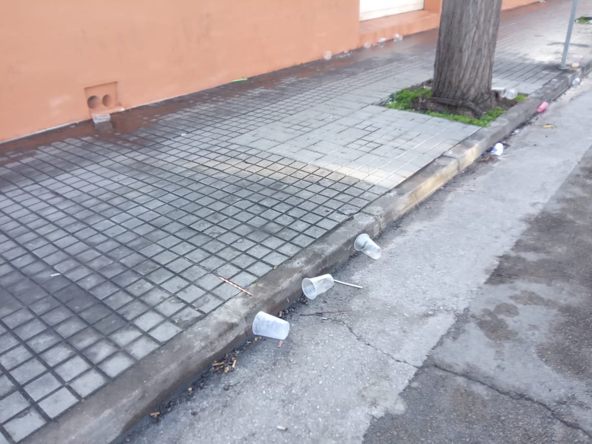 Stop Soroll / Fora Vandalisme tweet media