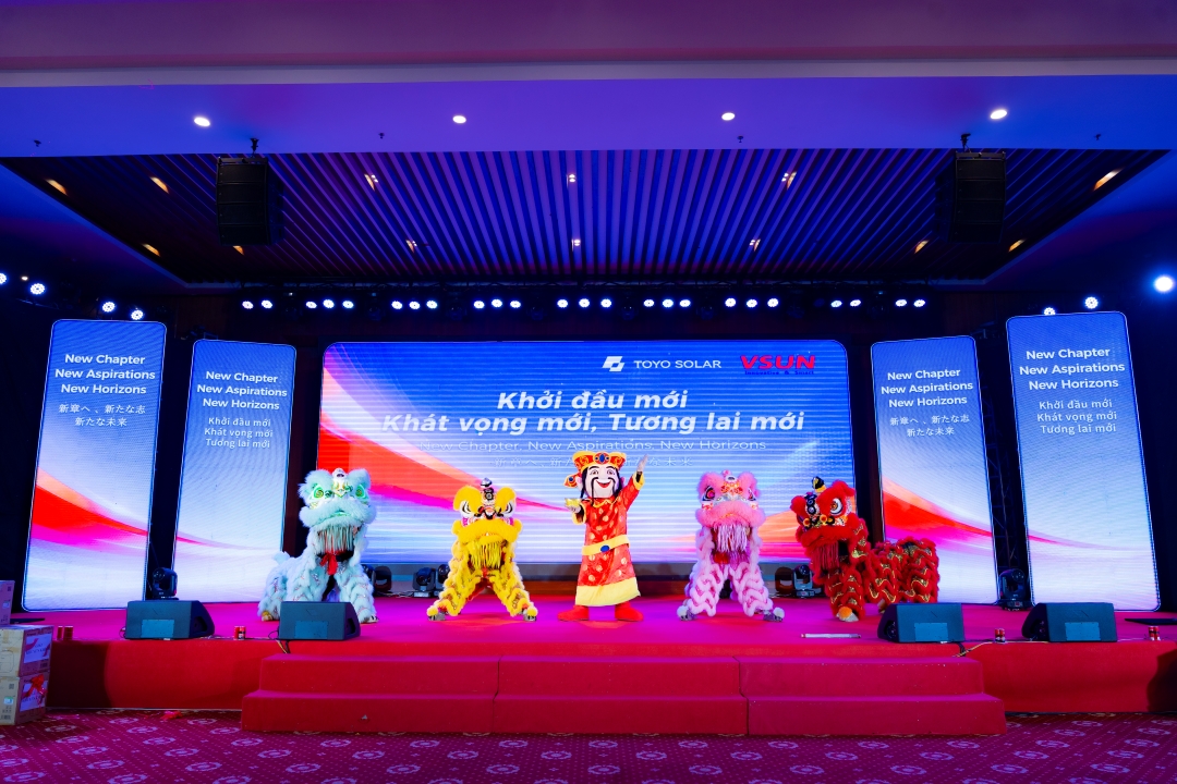 vsun_solar's tweet image. On February 7, 2026, VSUN SOLAR held its 2025 Annual Meeting and Dinner in Vietnam, marking a meaningful close to the year. 
Thank you for being part of this journey, and we wish everyone continued growth and success ahead! ❤️ 

#VSUNSOLAR #AnnualMeeting #SolarPower #NewChapter