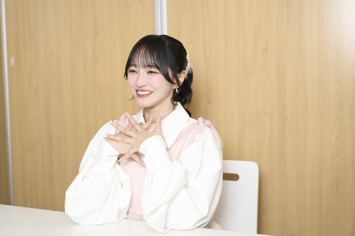 AnimeAnime_jp's tweet image. =LOVE #野口衣織 さんのロングインタビューを公開✨

「⚡️稲妻が走った」という二次元との出会い
アニメ『#ゆうかわ』ハピネス役で開拓した新境地
そしてアイドル活動への還元――
彼女の“今”に迫りました

撮り下ろし写真も多数掲載💕
#うたプリ
#ラブライブ 
#イコラブ
animeanime.jp/article/2026/0…