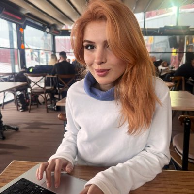 mesafesiolan's tweet photo. #YeniProfilResmi https://t.co/WMDhqX4Cbd