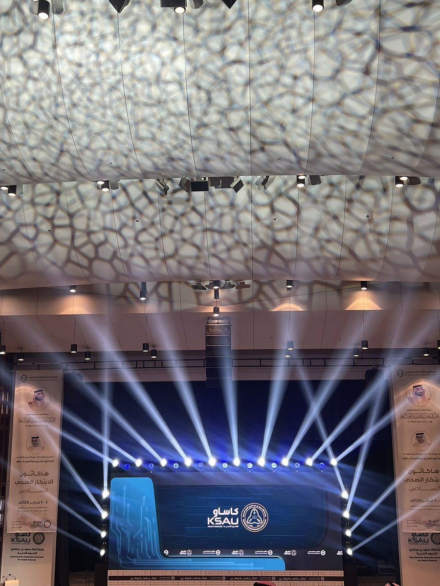 emanibra5's tweet photo. تشرفت بالمشاركة في هاكثون الابتكار الصحي
تجربة مليئة بالإبداع والتواصل مع عقول مبتكرة 

#نبتكر_لصحة_وطن 
 #هاكثون_الابتكار_الصحي_السادس https://t.co/1oHZ9GohJO