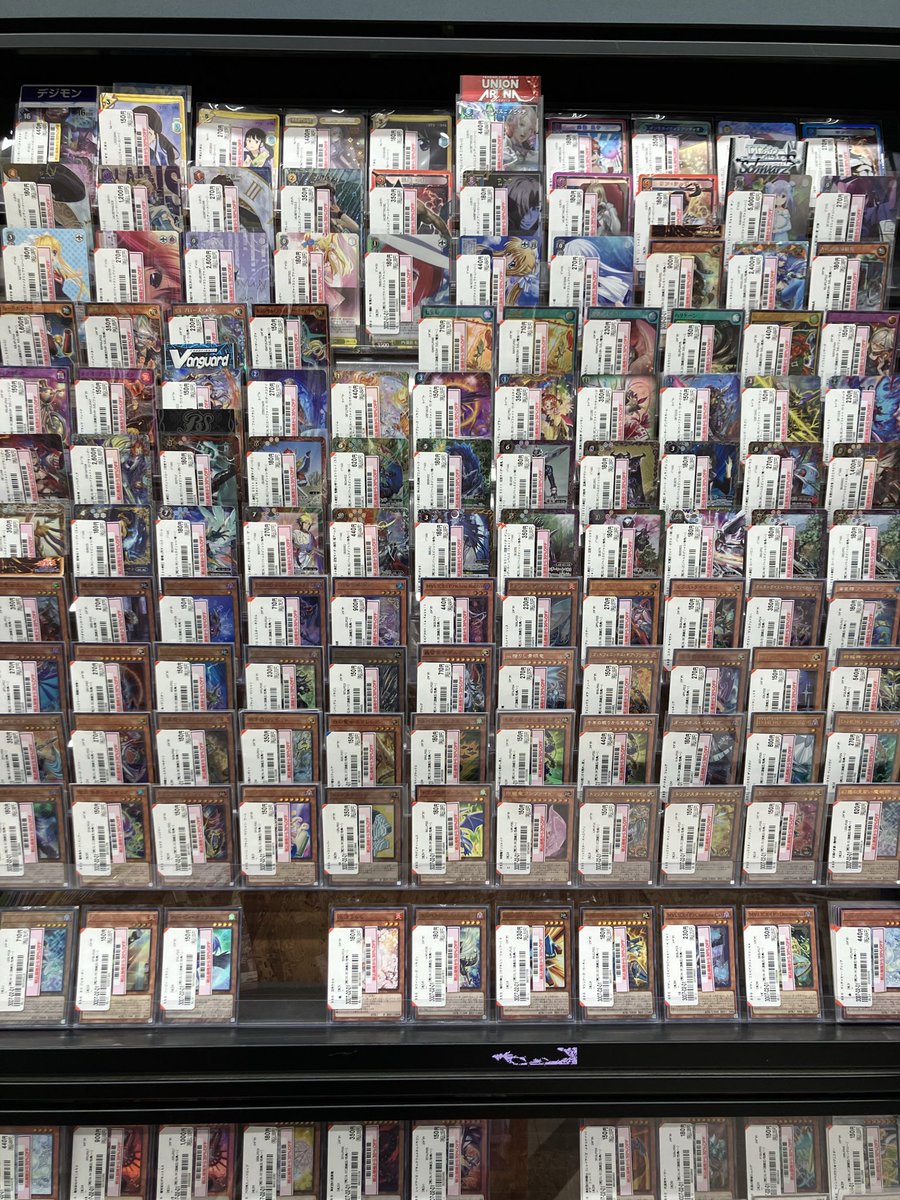 ブックオフコザ店 tweet media