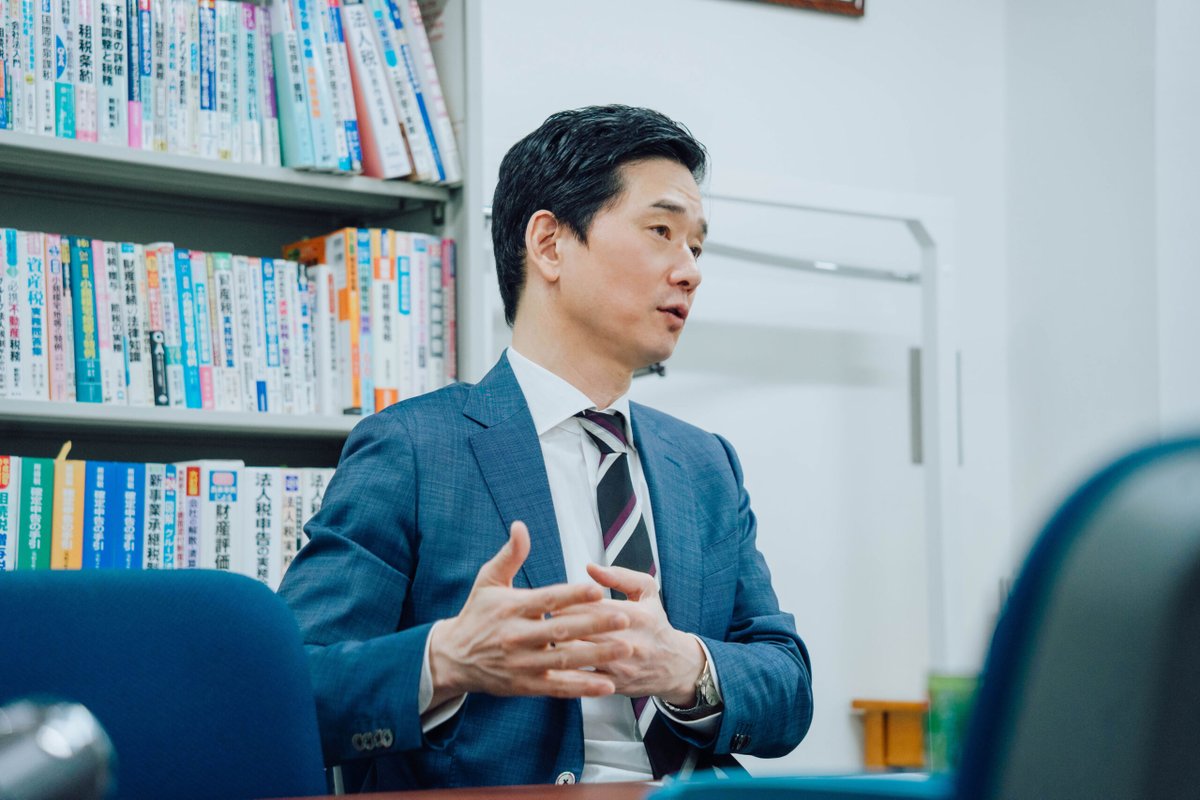 ワタナベ会計グループ株式会社の代表取締役・渡辺 健二様に「会計王