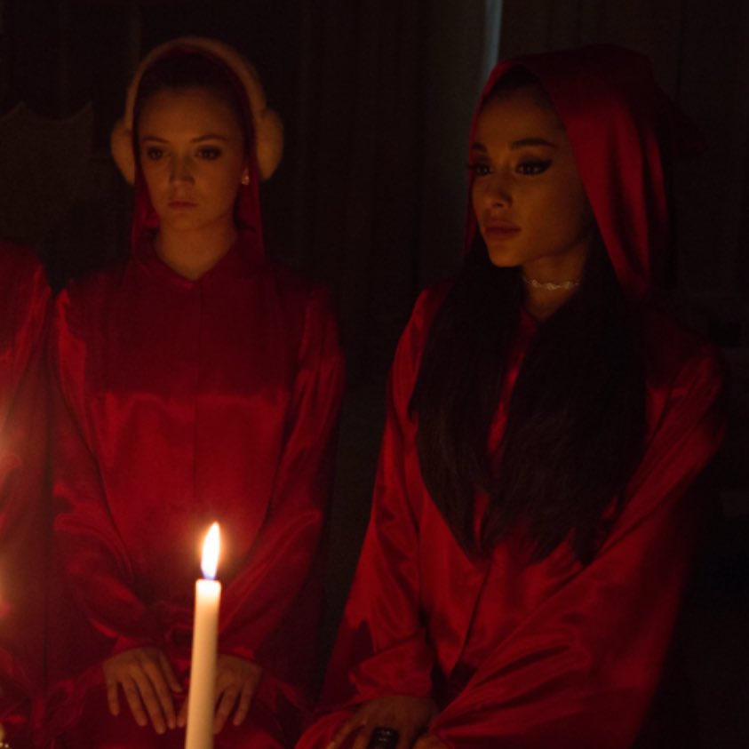 Grandes_Updates's tweet photo. Ariana Grande about playing in a horror movie:

“I would love that. It would be such a blast, fingers crossed.” https://t.co/5huENOIcOE