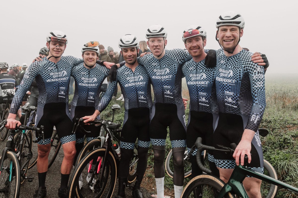 StolenGoatRT's tweet image. Alex takes the win at the Portsdown Classic with, Huw, Ben, Reuben, Mo &amp;amp; Jack patrolling the bunch. #squad.