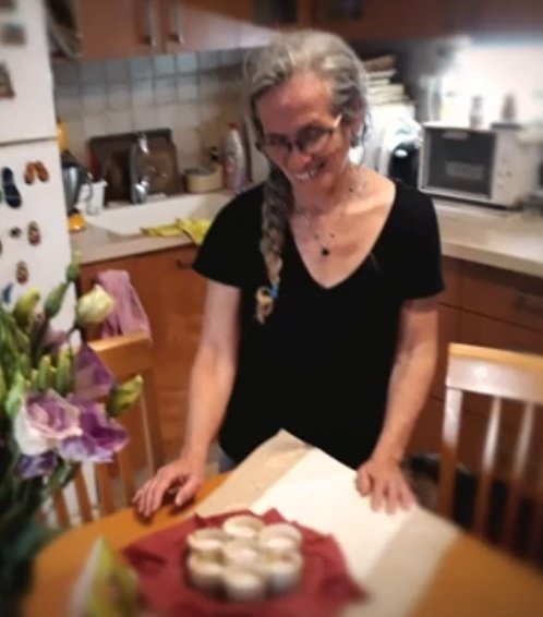 מיה אחותי
אין יום שאני לא חושב עליך