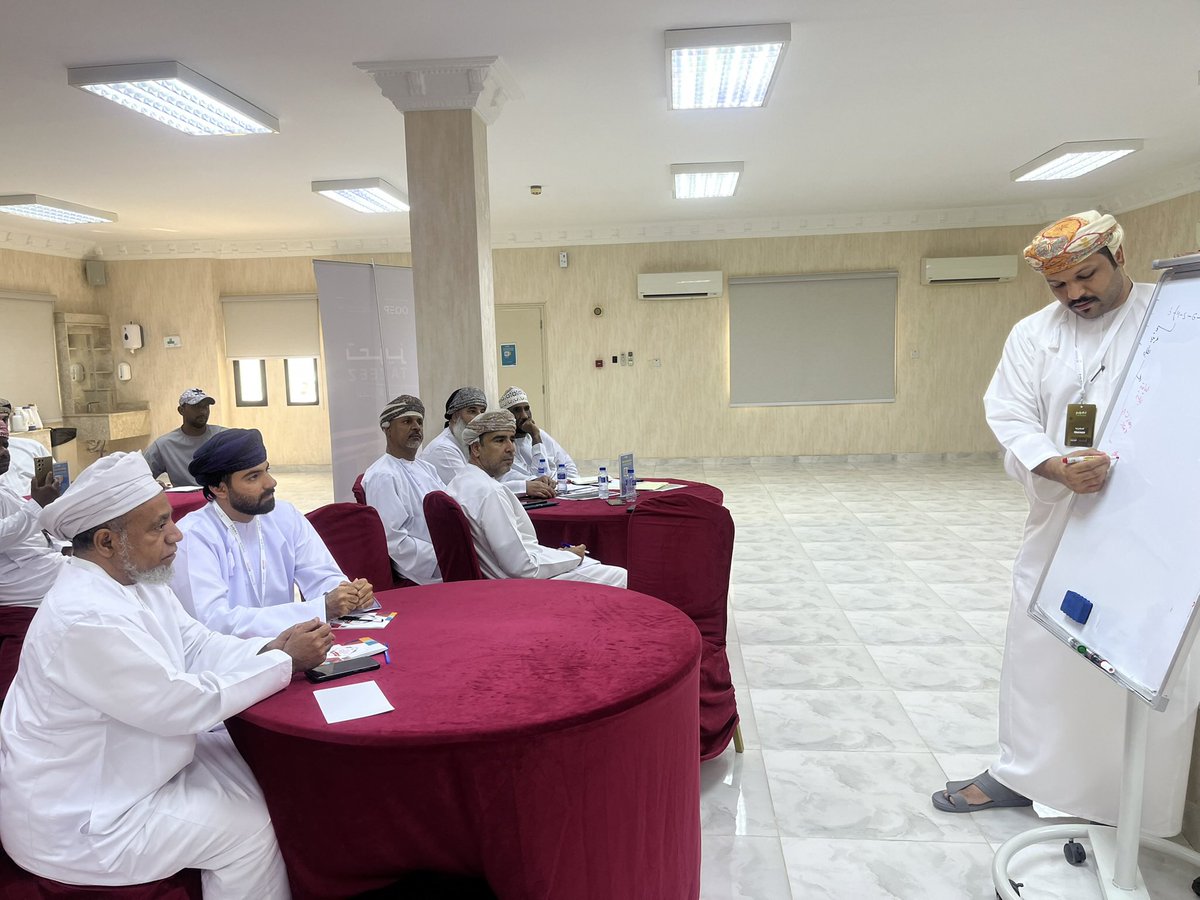 فريق العينين الرياضي tweet media