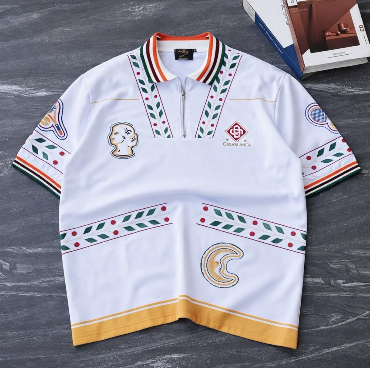 iamlarry001's tweet photo. Summer vibes on lock π΄β¨ White heat with that California touch. Grab yours now β only GHC 130 from AGES Collection! #OversizedStyle #AGESCollection https://t.co/1Y8Dni4pwb