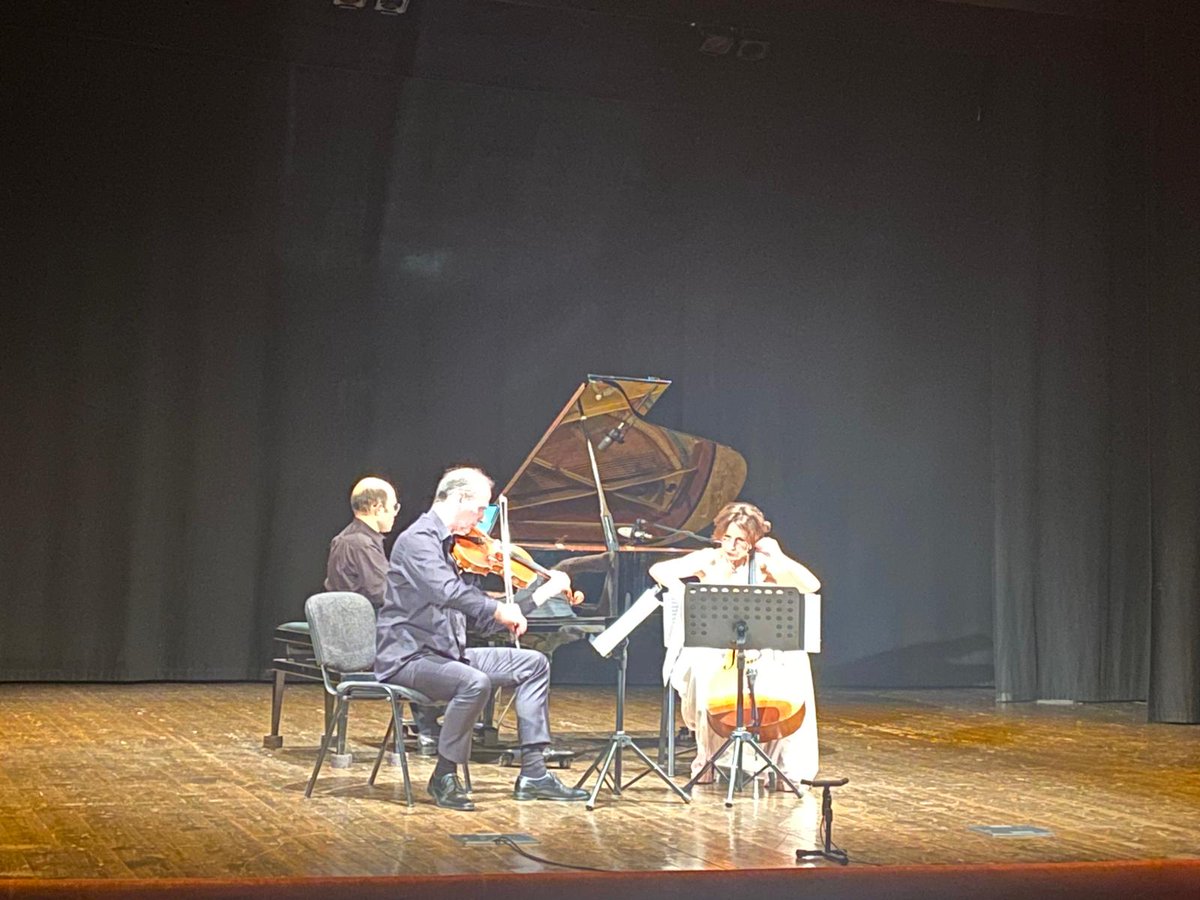 umbria ensemble tweet media