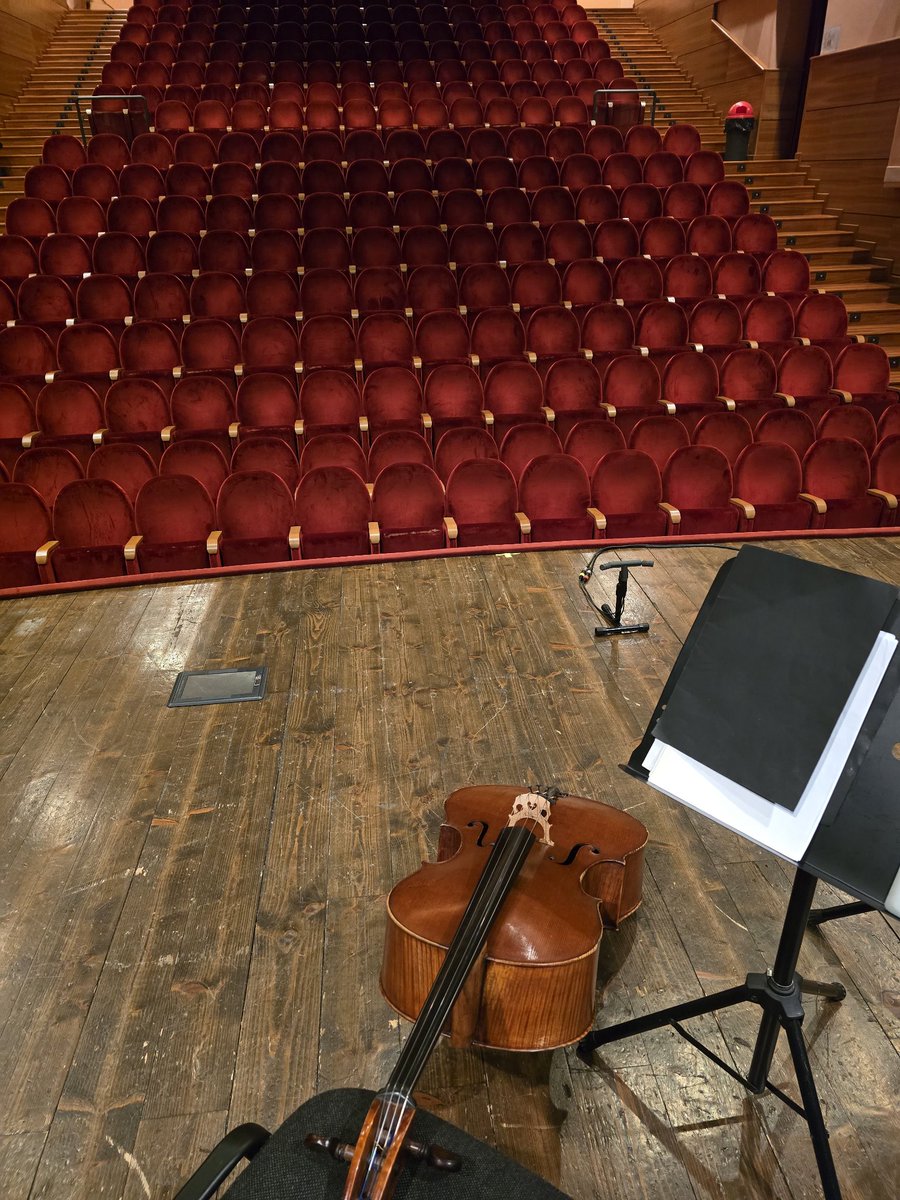 umbria ensemble tweet media