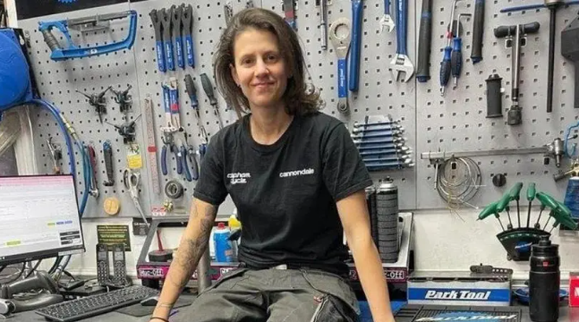 Transpontine tweet media