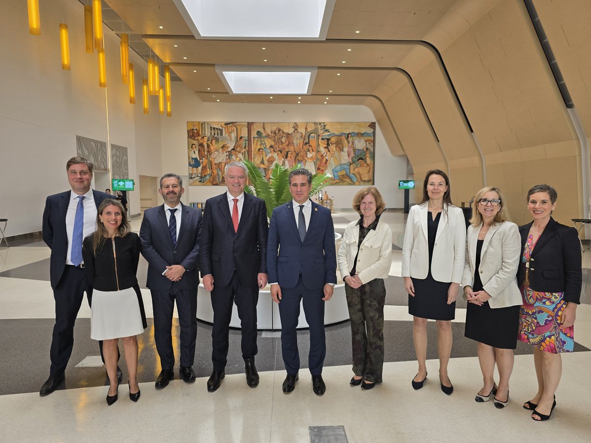 Business at OECD tweet media