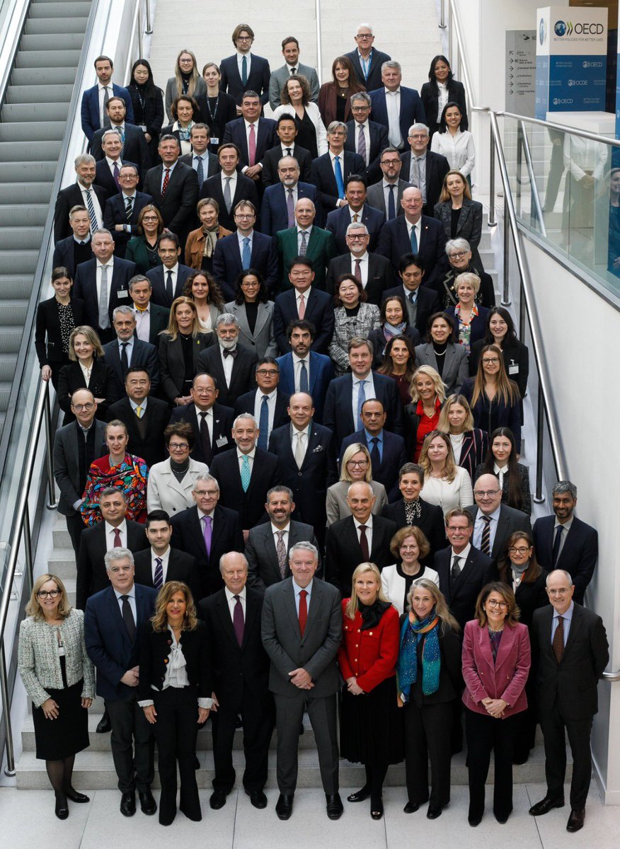 Business at OECD tweet media