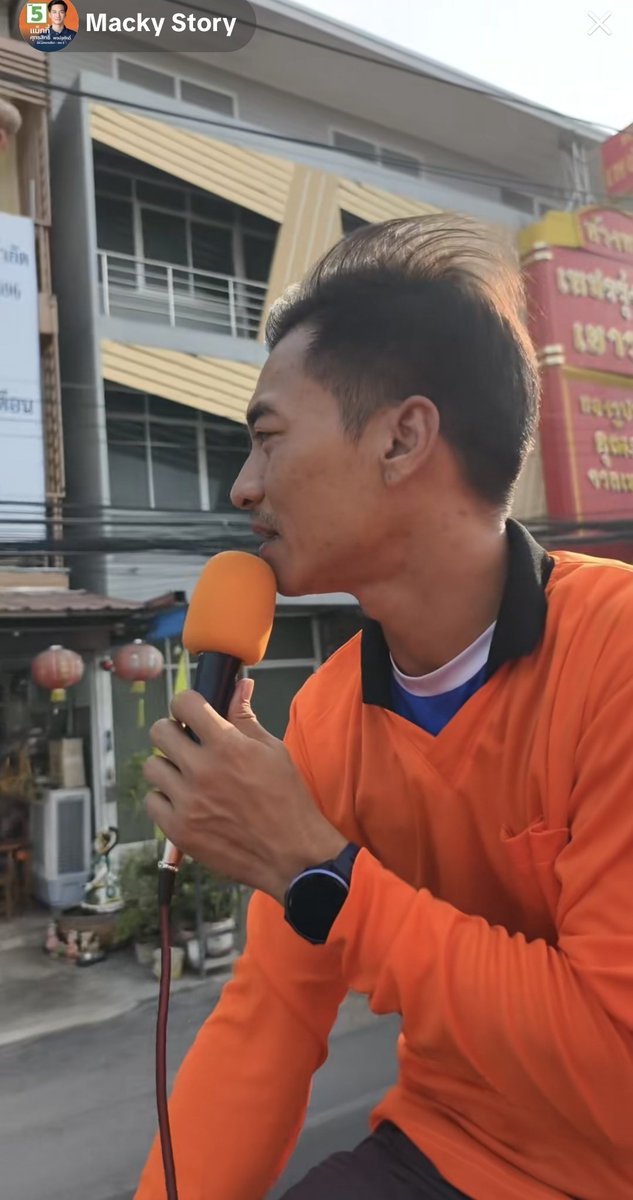 wee_klom's tweet image. มึง สส.แม็กกี้เขามาขอบคุณประชาชนที่เลือกเขา ถึงเขาจะชนะแต่เขายังยิ้มไม่ออกเลยอะ มีจังหวะที่ร้องไห้ด้วย คงจุกอกที่แบบเพื่อนเขาหลายคนไม่ได้เข้าสภาต่อ🥹🥹 #เลือกตั้ง69 #พรรคประชาชน