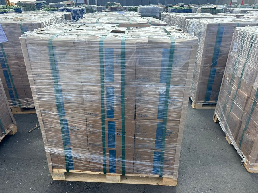 VIA COGAT <a href="/cogatonline/">COGAT</a>
Humanitaire inspanningen in de afgelopen week (1-7 februari):

🚛4.200 vrachtwagens met humanitaire hulpgoederen zijn de Gazastrook binnengekomen, conform de overeenkomst. De vrachtwagens vervoerden voedsel, medische benodigdheden en onderdak, op basis van