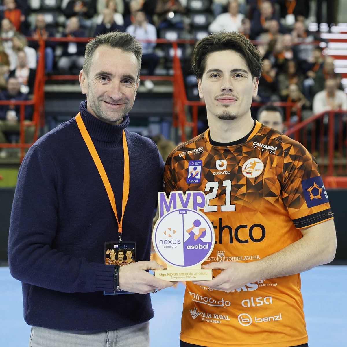 Bathco Balonmano Torrelavega tweet media