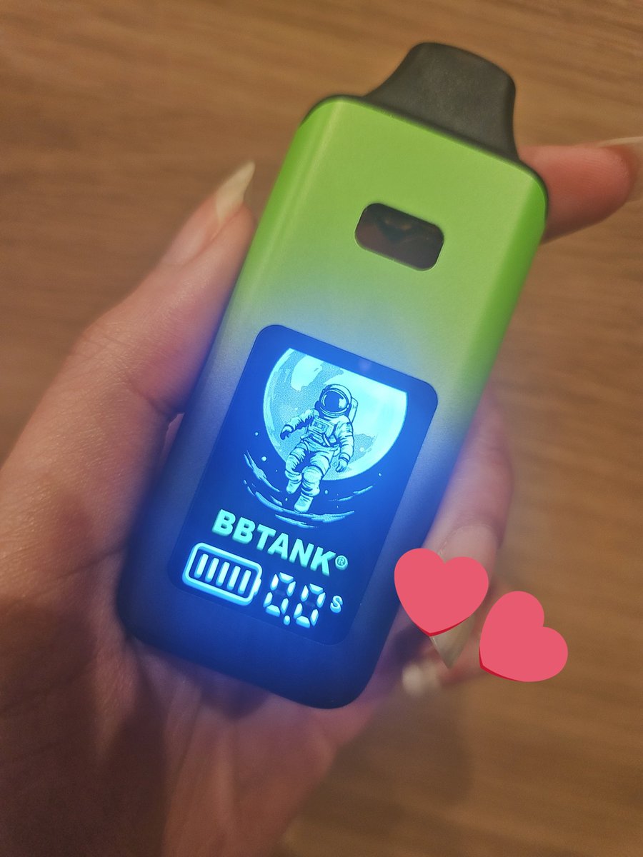 (<a href="/cycle_honey/">🎭ハニサイ🐝</a>)様から頂いたBBTANK一体型ポストレス(White Caramel)のレビュー️💬✍🏻

これ味も美味しいし
効き目も素晴らしかった👏🤍

ヘッドにズコーンって効いて
何するにも楽しかった〜😇❣️

この度は素敵な🎁ありがとうございました🙇‍♀️✨