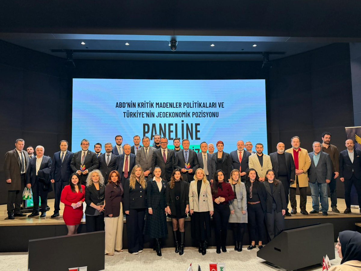 Kritik Madenlerde ‘Tedarik Güvenliği’ Dönemi Başladı

Küresel ekonomide ve jeopolitik dengelerde belirleyici...

Detaylar: madencilikturkiye.com/kritik-madenle…

<a href="/twimib/">İMİB</a> 

#CriticalMinerals #SupplySecurity #Minerals #StrategicResources #MiningIndustry #RawMaterials #SupplyChain #EnergySecurity