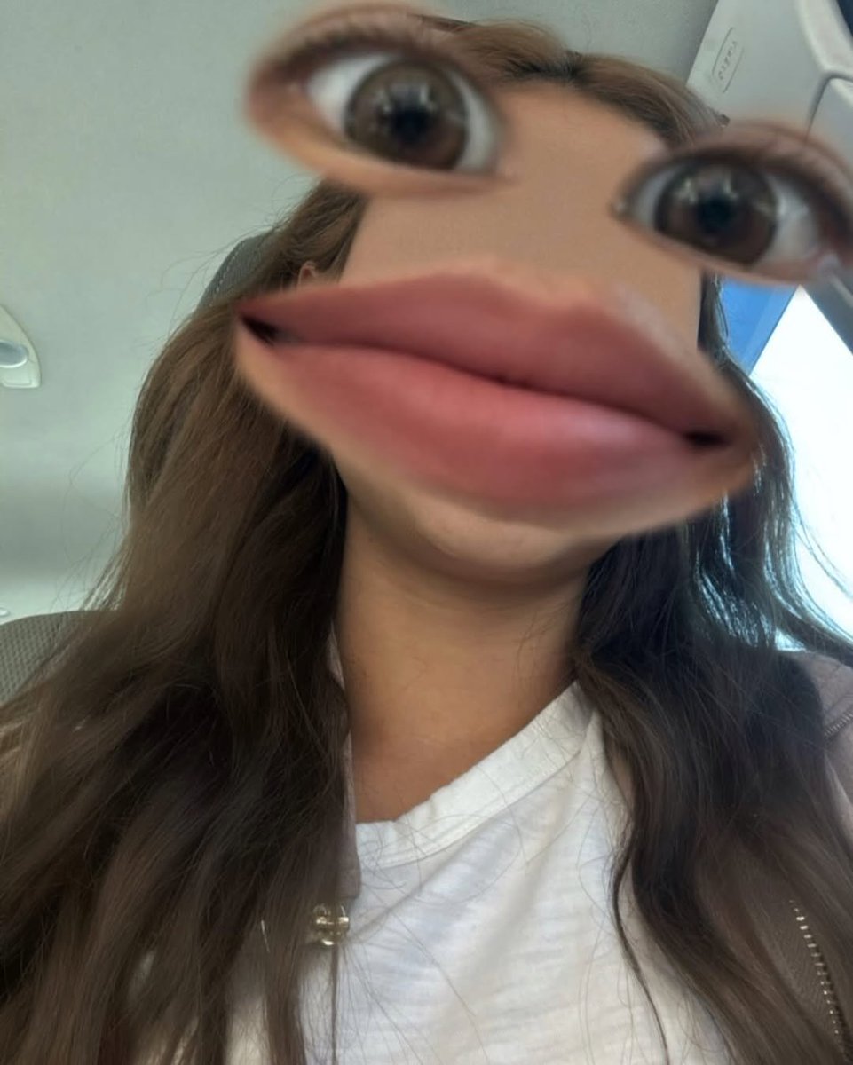 𝓒𝓱𝓻𝓲𝓼𝓽𝔂 tweet media