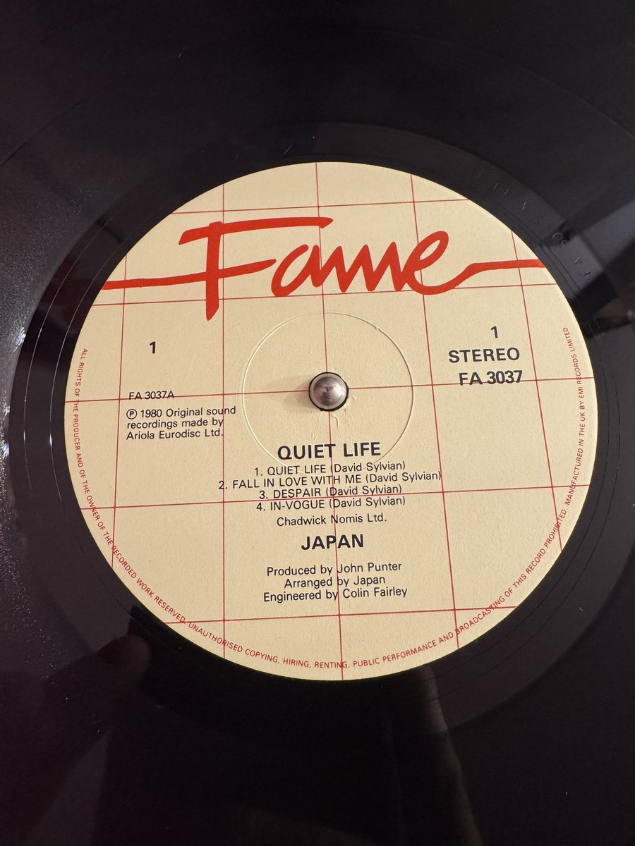 lee0969's tweet image. On this day in 1982 No 53 UK Album Chart Japan “Quiet Life” IMHO a masterpiece from start to finish. A very difficult choice but I’ll choose “The Other Side Of Life” how about you? #1980s #Japan #DavidSylvian @jillwebb2005 @nikidoog @Carolyn_on_x  @FatOldAnarchist @brunstead