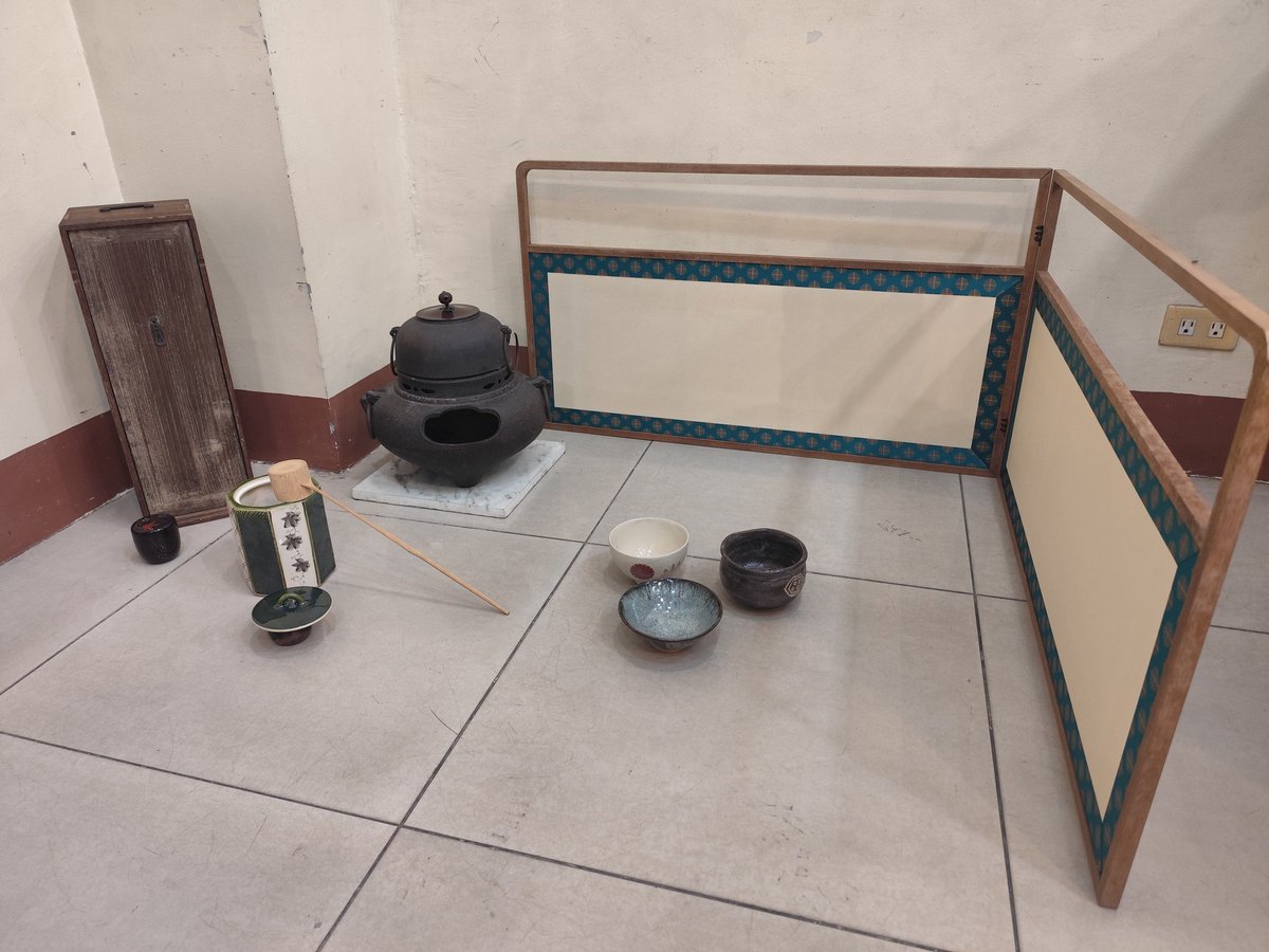 Grateful to Thomasian Nihon Kyoukai for facilitating the exhibition of my Japanese artifacts. Honored to share these treasured pieces and celebrate the beauty of Japanese culture and heritage.