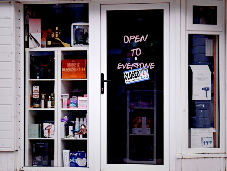 welovedonegal's tweet image. Funny signage ... this made me smile yesterday. 

#smiles #funny #signage #shops 
#Donegal #Ireland .
