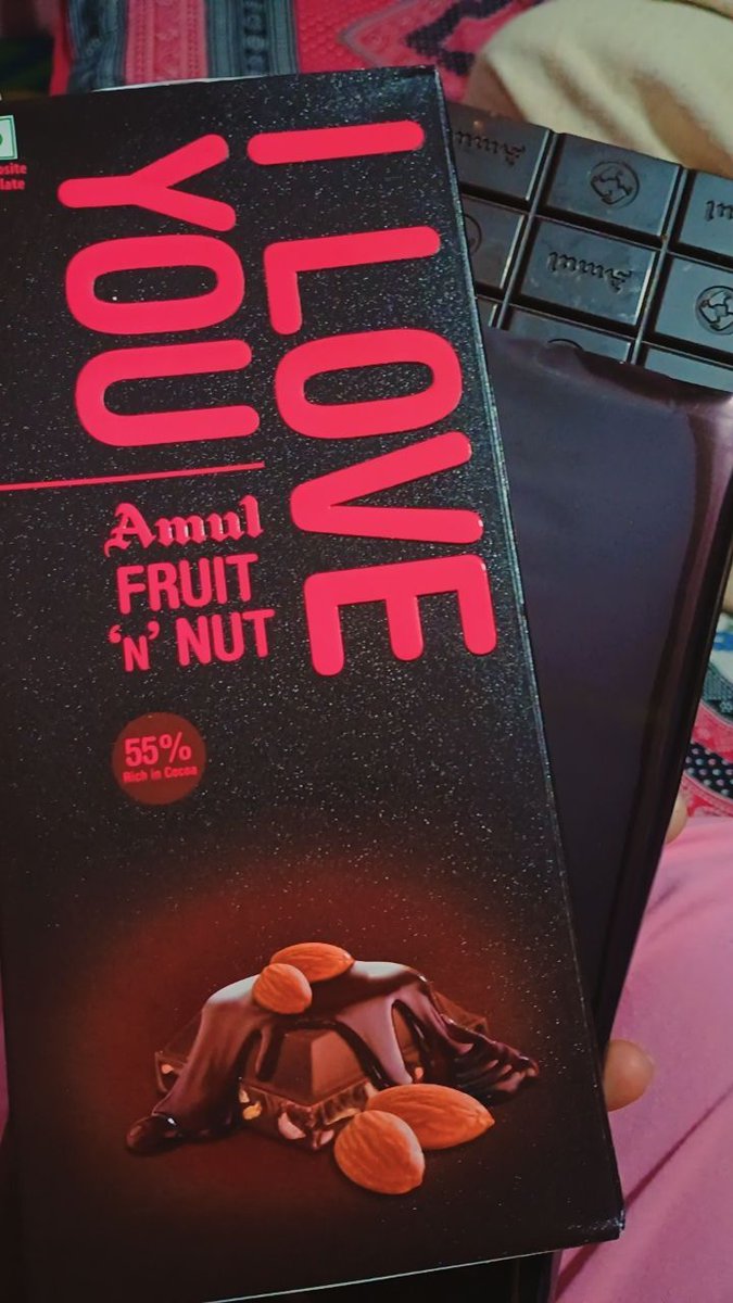 Sweta10t's tweet photo. Chocolate Day 🍫 

#ChocolateDay  #Spirit https://t.co/PLxw20x7fa
