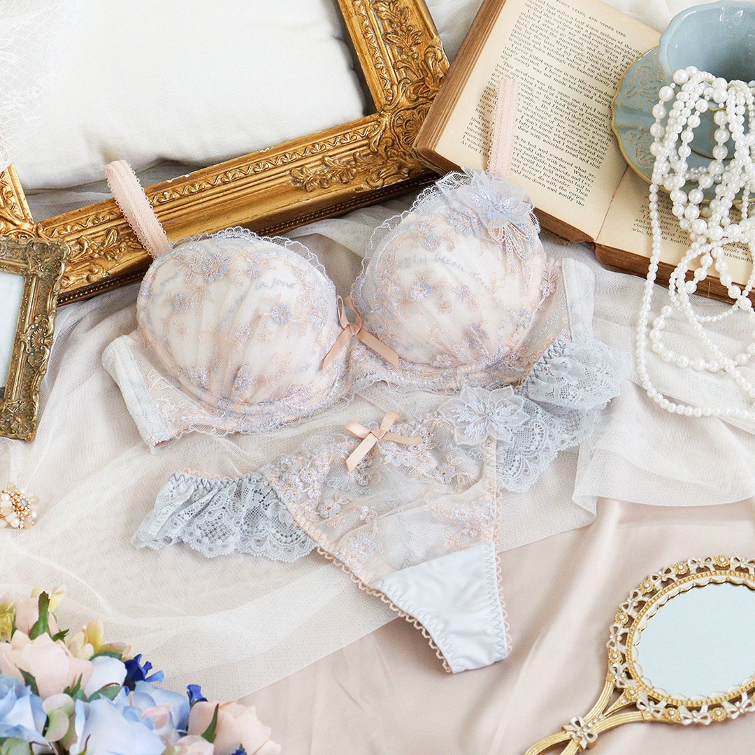 🕰️ 𝐴𝑙𝑏𝑒𝑟𝑡𝑎 𝐶𝑜𝑙𝑜𝑟 𝑉𝑎𝑟𝑖𝑎𝑡𝑖𝑜𝑛 🥀 𝐿.𝐺𝑟𝑎𝑦