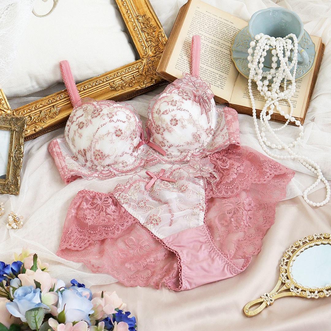 🕰️ 𝐴𝑙𝑏𝑒𝑟𝑡𝑎 𝐶𝑜𝑙𝑜𝑟 𝑉𝑎𝑟𝑖𝑎𝑡𝑖𝑜𝑛 🥀 𝐿.𝐺𝑟𝑎𝑦