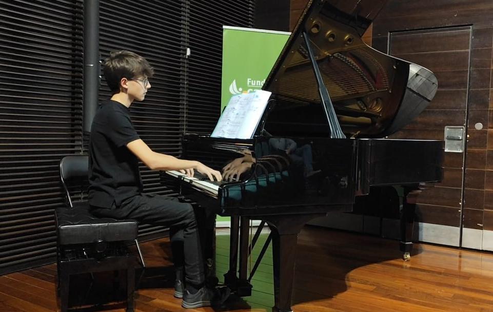 Fundación Caja Rioja tweet media