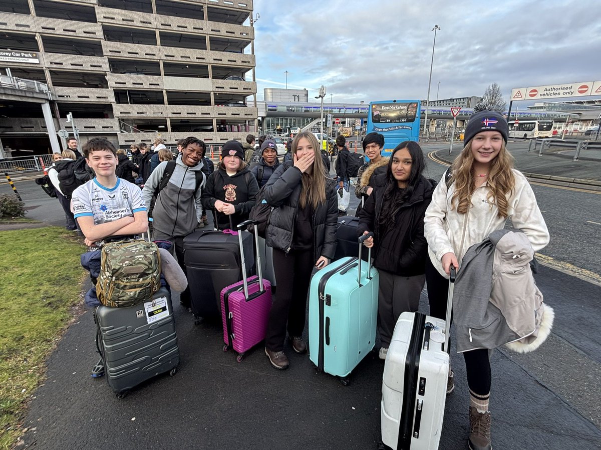 HTHAGeography's tweet photo. Arrived safely at the airport. Students are super excited for the adventures that lie ahead in Iceland @DeltaHTHA https://t.co/1lzPNC6xv7