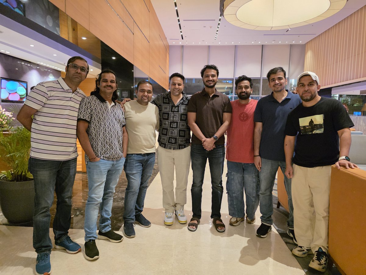 imYadav31's tweet photo. Super thankful to the beautiful people of Pune who took time out from their schedules for the Meetup/Gym sessions/Highway drive 🤝✨

Always an amazing feeling meeting in real life...the same folks we’ve only known virtually till now.

Cheers to many more meaningful conversations ahead 🥂💛