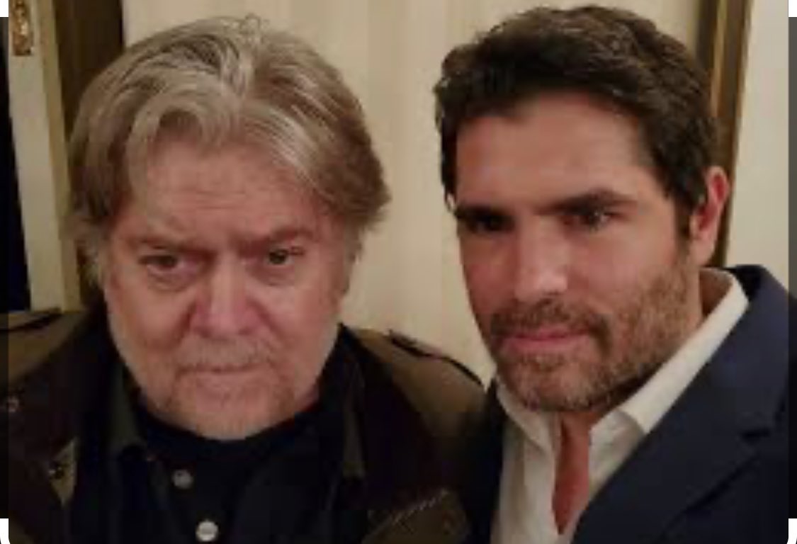 EdmundoShadow's tweet photo. @EVerastegui Si hablamos de pdfilos que no solo acosan  jóvenes menores de edad si no hacen cosas peores empieza por tus amigos no te hagas wey, jto ridículo siempre desviando el tema cual perro fiel no le ladras a tus dueños https://t.co/o2tEE2Ntx3