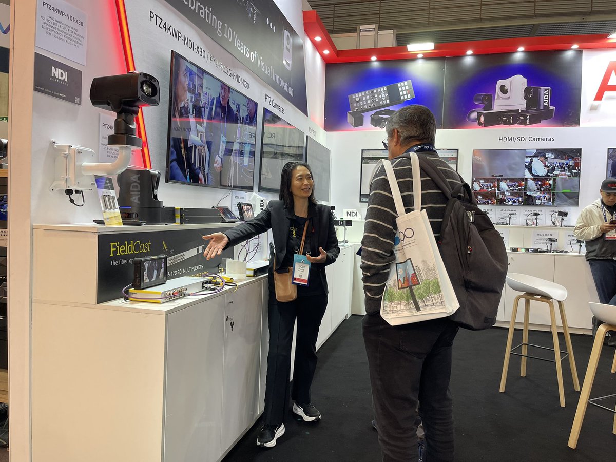 FieldCast tweet media