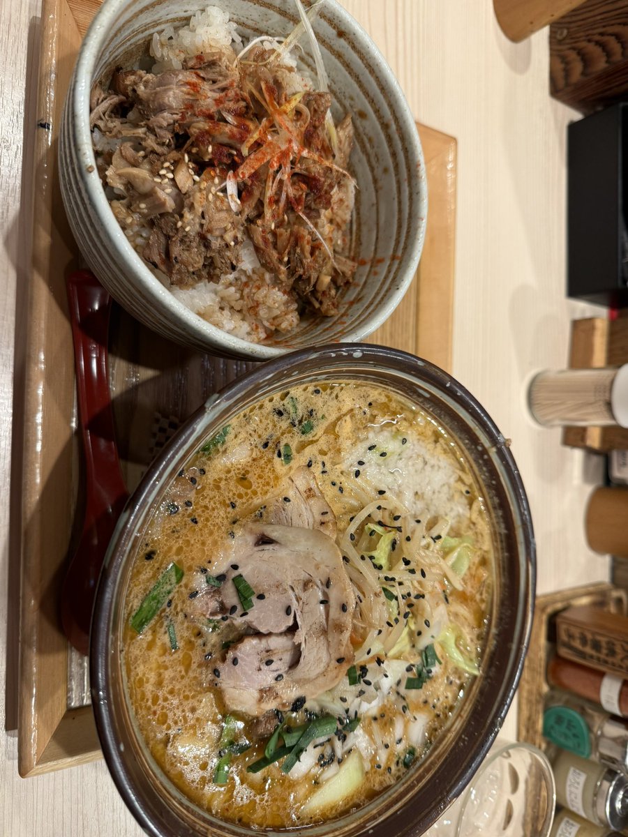 IDarkWiz's tweet photo. 食うぞ！ https://t.co/zweDUno33T
