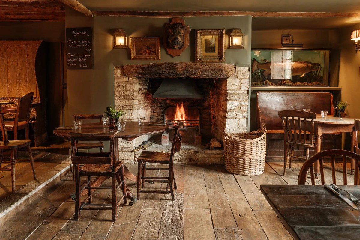 The Cotswolds Gentleman tweet media