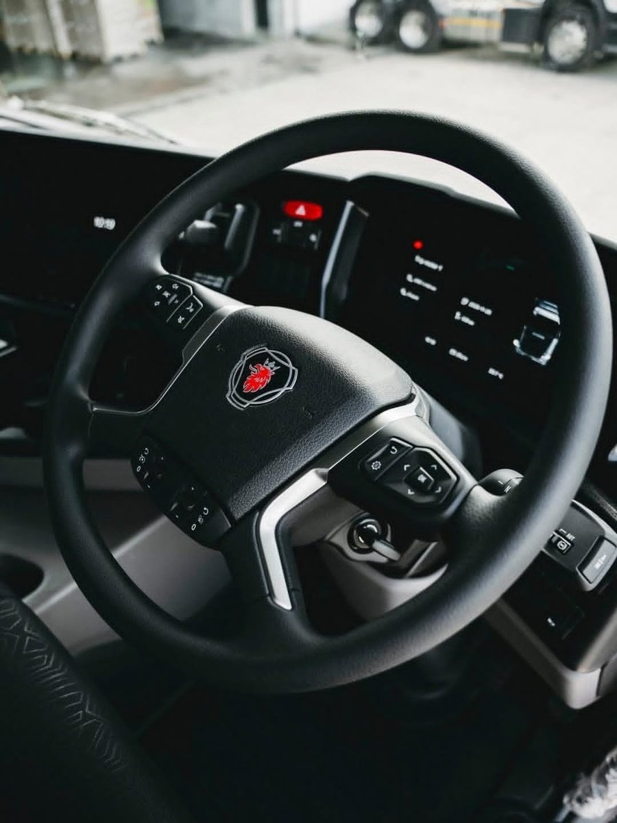 Scania cockpit
Kama huna C ya Hisabati form 4 huruhusiwi kukaa hapa