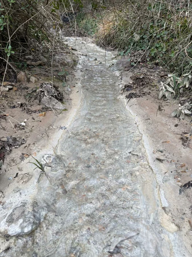 ⭕ #Bursa'daki büyük skandalda çarpıcı bulgular! 👇

➖ Lübnan sermayeli maden şirketinin cebini biraz daha doldurmak için bu kentin peşkeş çekilen topraklarında felaket yaşandı. 

➖ Kamuoyunda uzun süredir tartışılan Yenişehir'deki Kirazlıyayla Mahallesi'nde kurulan Meyra