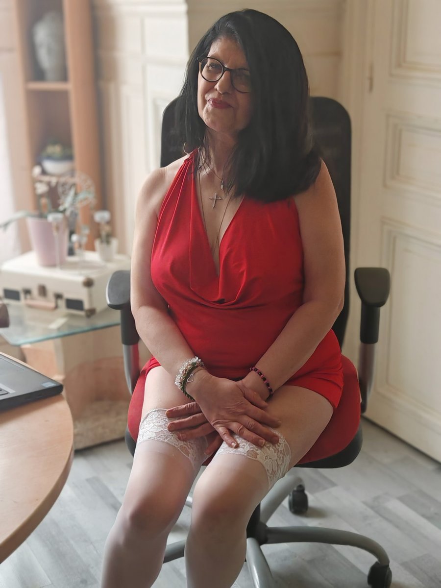 Coucou doudou 🥰
Une envie de succomber ? 
Bon #lundidouceur 
Bisous, Sarah💋 ❤
<a href="/PartageDefiHot/">PartageDéfiHot</a> <a href="/creatricesFR/">Créatrices francaises</a> <a href="/lafrancecoquine/">La France Coquine</a>