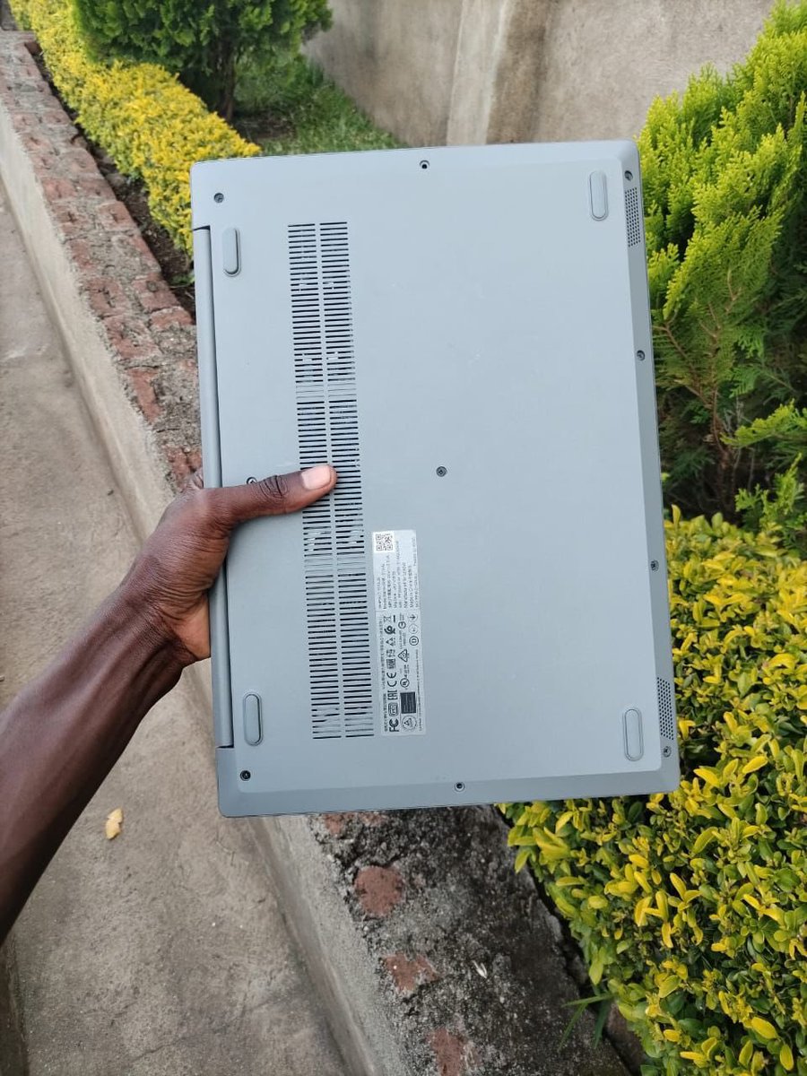 MemorylanePCs's tweet photo. LENOVO IDEAPAD 3 i3 10th gen
Had 500GB
Ram 8GB
Battery 5hrs
Processor 2.10GHz
15.6 inch display

MWK 685,000.00
Limbe Blantyre📍 https://t.co/0ogqRj3LoB