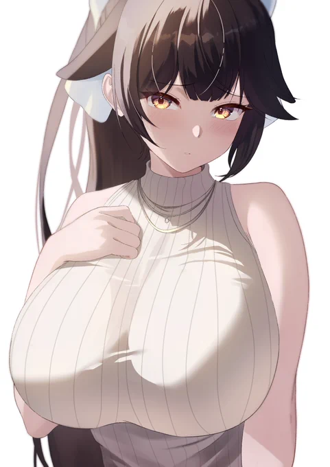 ノースリーブセーターってエッチだよね… というわけで、ノースリーブ高雄さんを描きました まさか公式がさらにエッチにしてくるとは思わなんだ(ヽ'ω`) #アズールレーン #AzurLane
