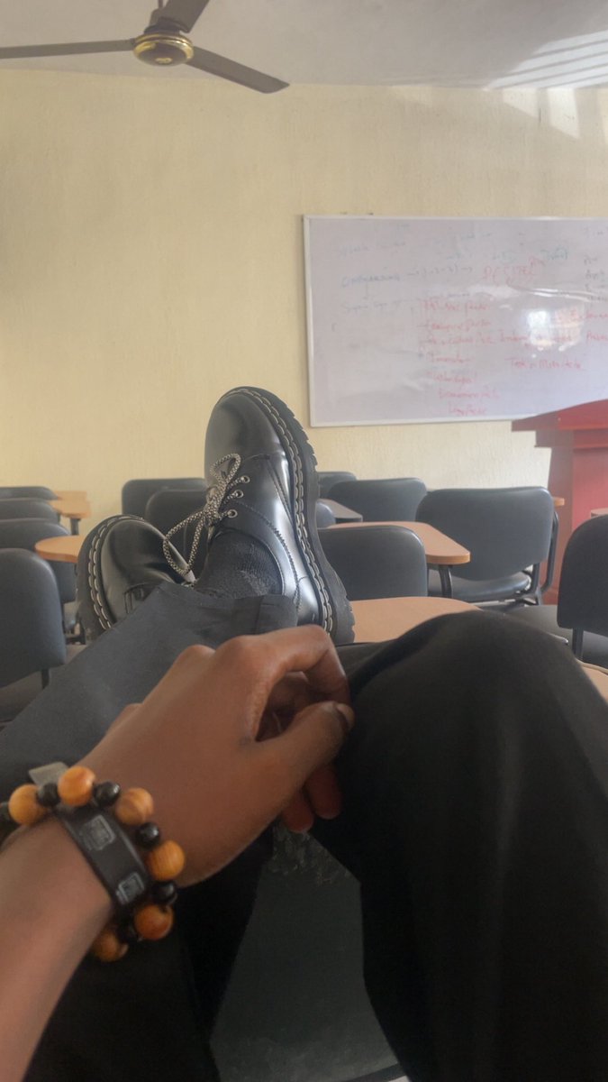 This lecturer will discover new topics from my answers today