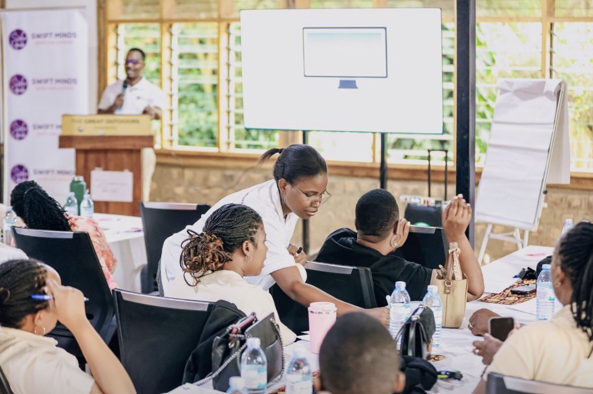 swiftmindsltd's tweet photo. Consistent excellent company performance is directly proportional to consistent training and Capacity building for your employees,We are yet to find a better combination but for now, this is it

Reach out to us on admin@swiftminds.org https://t.co/k3smM1wWaW