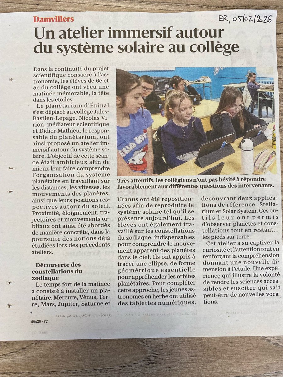 Dans le cadre du projet fédérateur scientifique mené au collège, la venue du planétarium d'Epinal au sein de l'établissement a fait l'objet d'un article dans la presse locale.