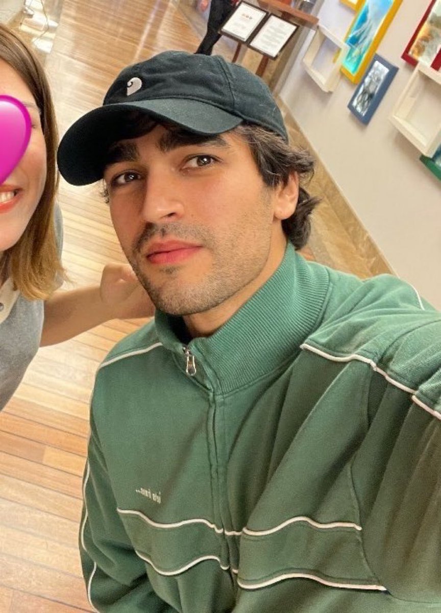 Yeşilli kuzumla güne başlayalım😍🫠

#MertRamazanDemir 
MertRamazanDemir